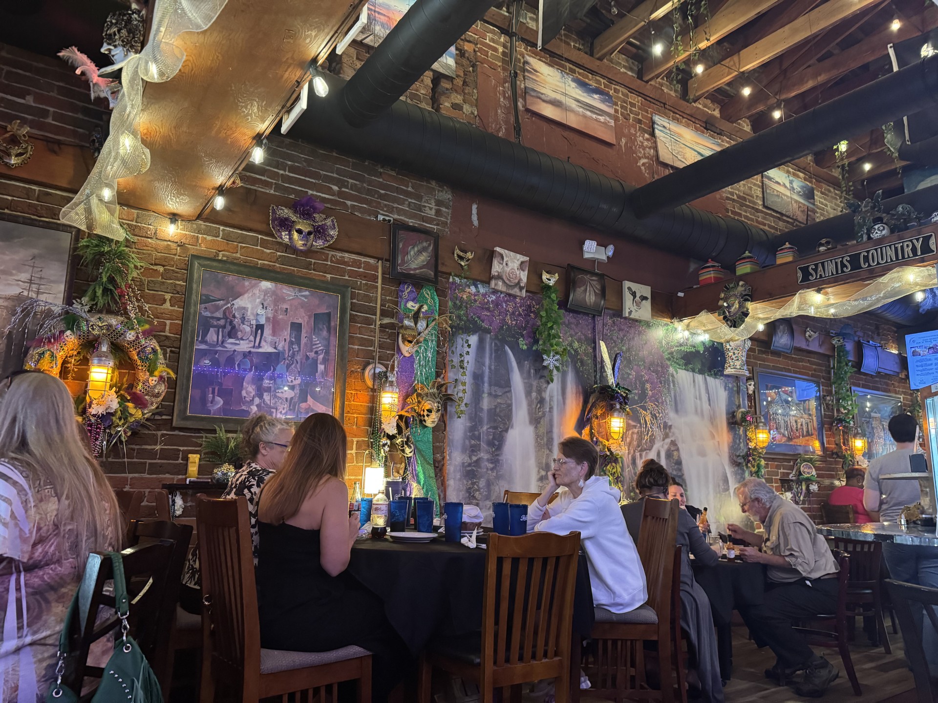 Cafe Paradiso Bistro and Social Club